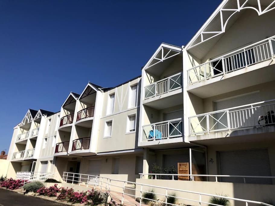 Le Petit Cote Ouest - Appt Dans Les Pins Pres De La Plage Les Sables-dʼOlonne Exterior foto